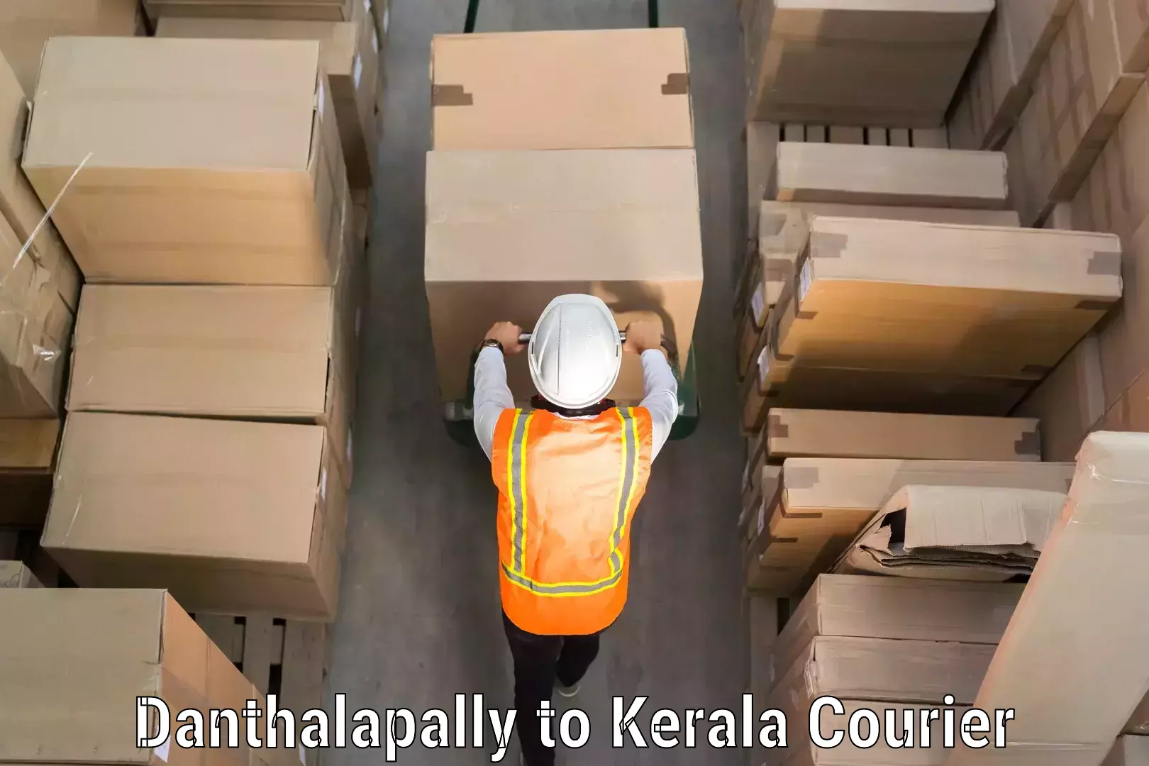 Hassle-free luggage shipping in Danthalapally to Kochi